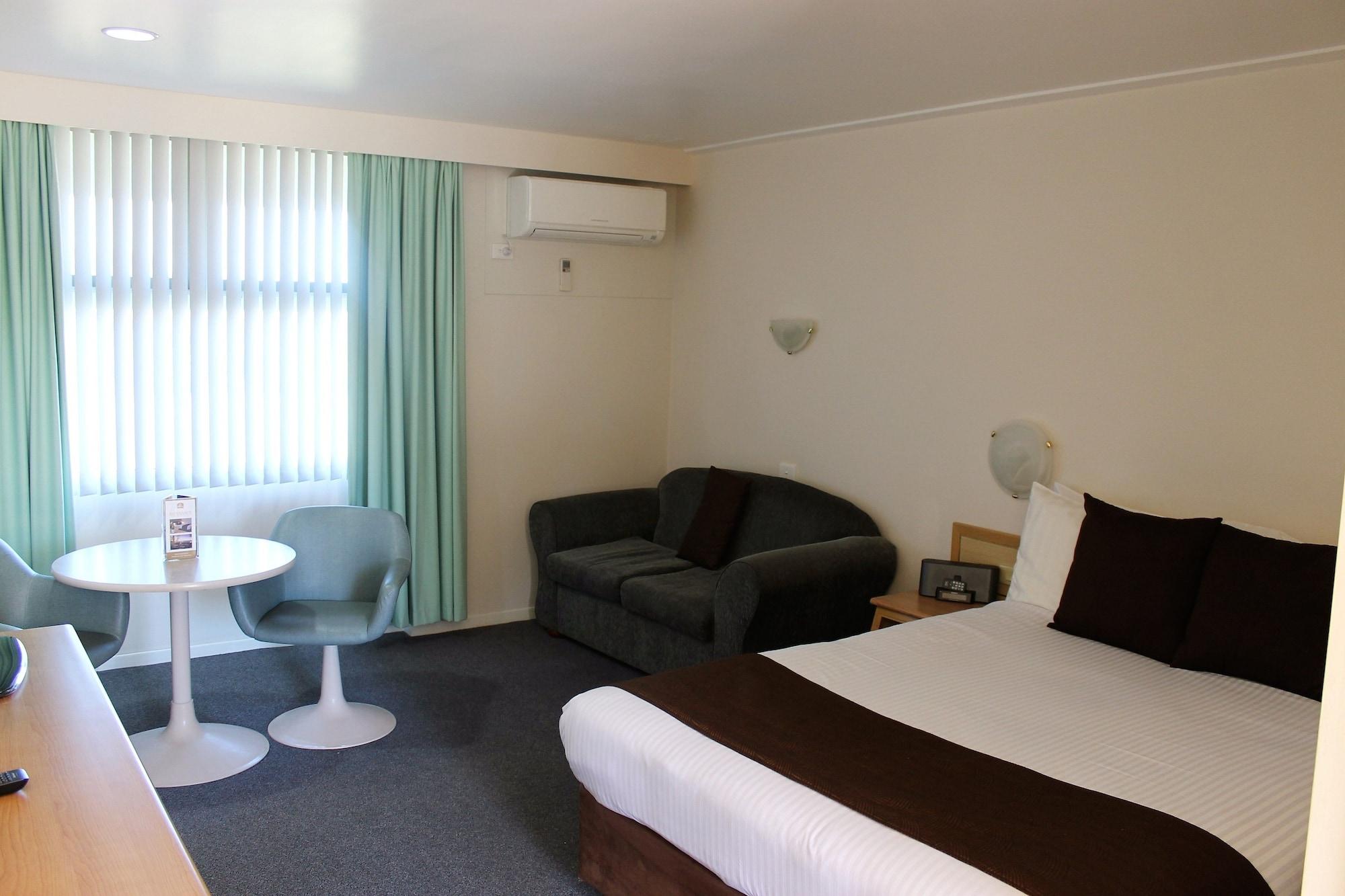 Hospitality Geraldton Surestay Collection By Best Western Exterior photo