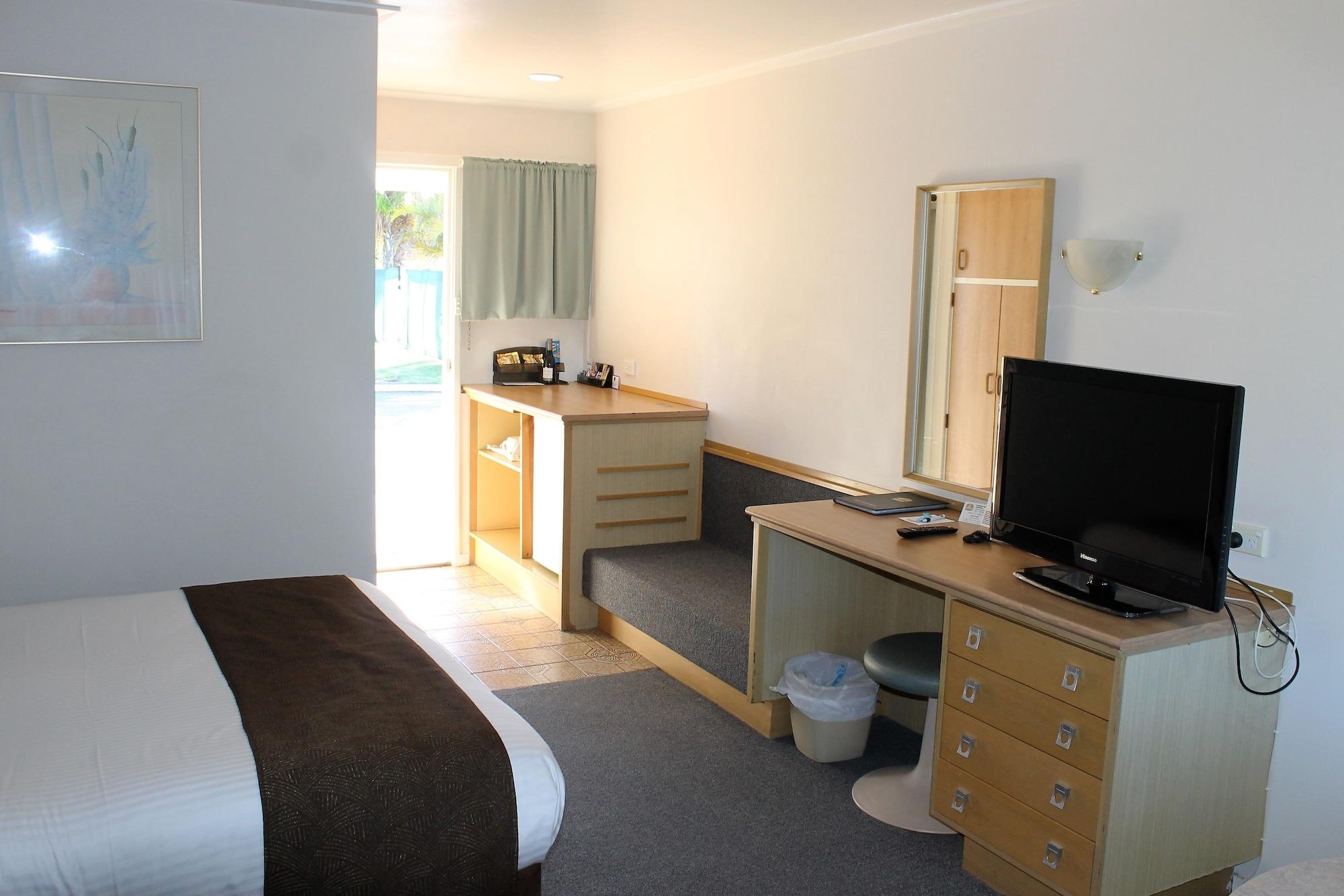 Hospitality Geraldton Surestay Collection By Best Western Exterior photo