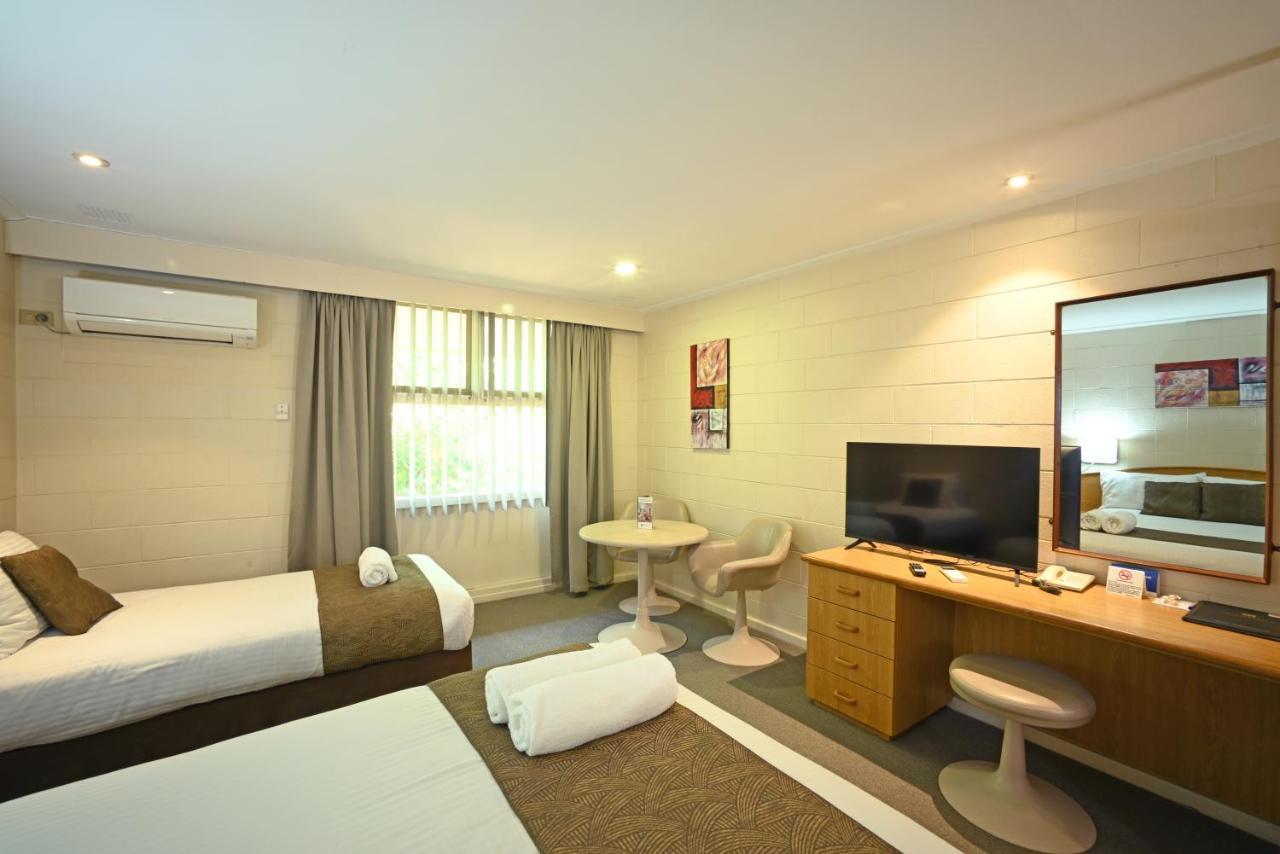 Hospitality Geraldton Surestay Collection By Best Western Exterior photo