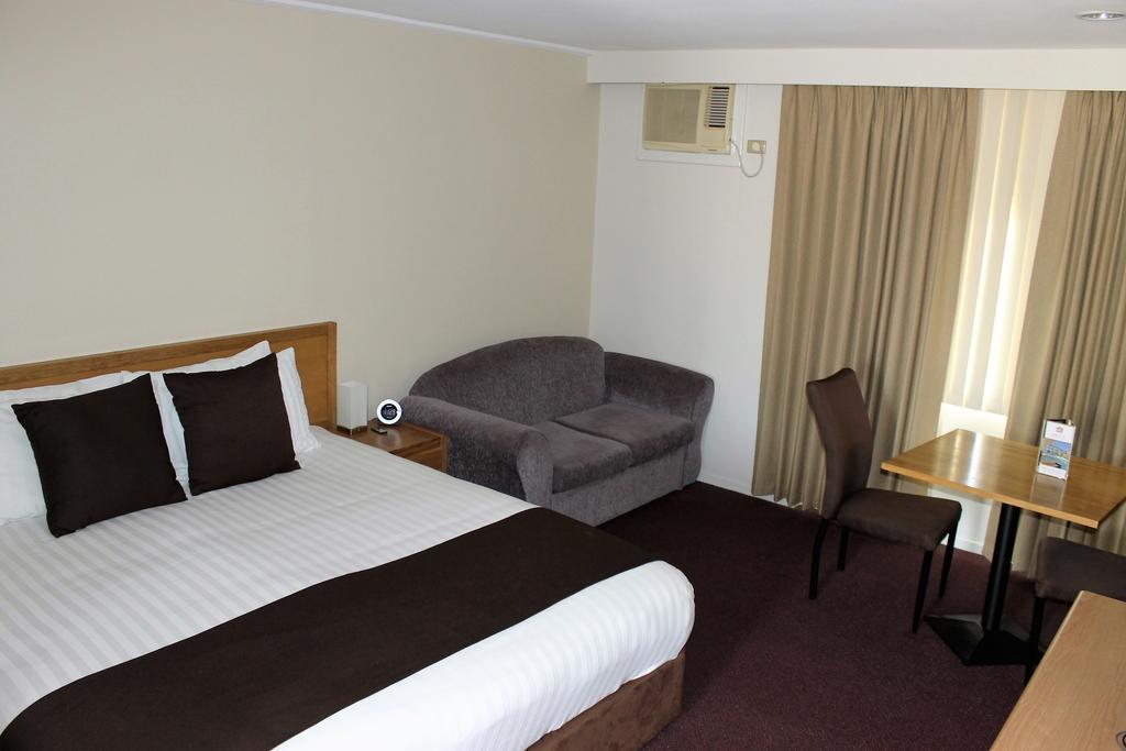 Hospitality Geraldton Surestay Collection By Best Western Exterior photo